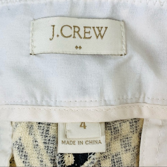 J.Crew Size 4 Black & Cream Chevron Ikat Print Shorts - Picture 7 of 9